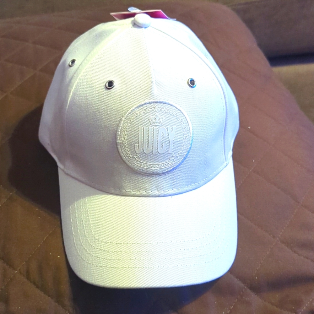 NWT Juicy By Juicy Couture White Embroidered Logo Baseball Cap